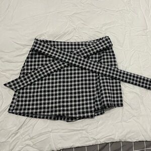 Forever 21 Plaid Skort